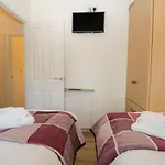 Broad Oak بيت للعطل *